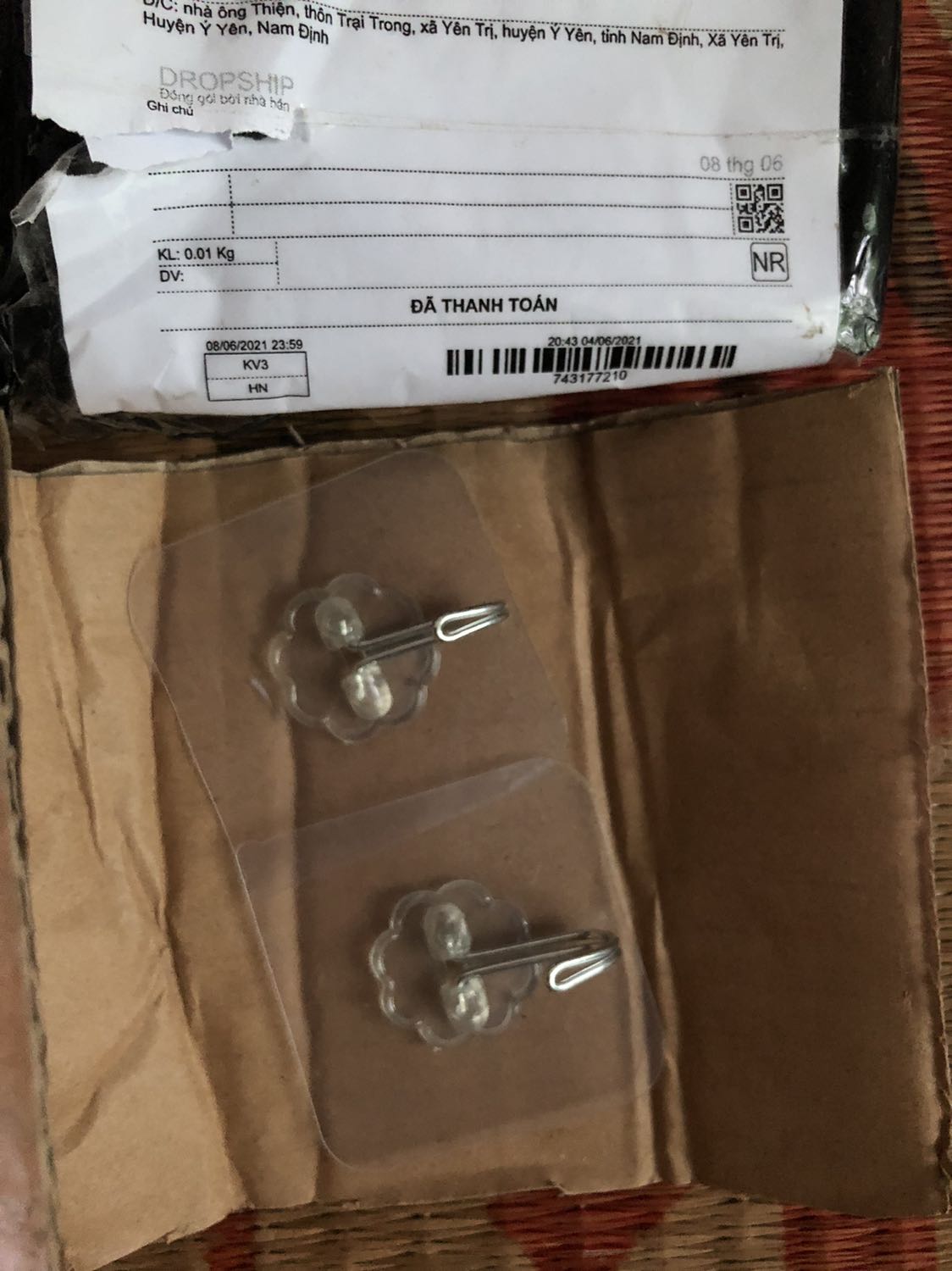 Quá thất vọng về shop và sản phẩm. Mình đặt rây lọc cháo cho bé ăn dặm thì lại giao cho mình 2 móc dán tường. Thật thất vọng, shop làm ăn chán quá