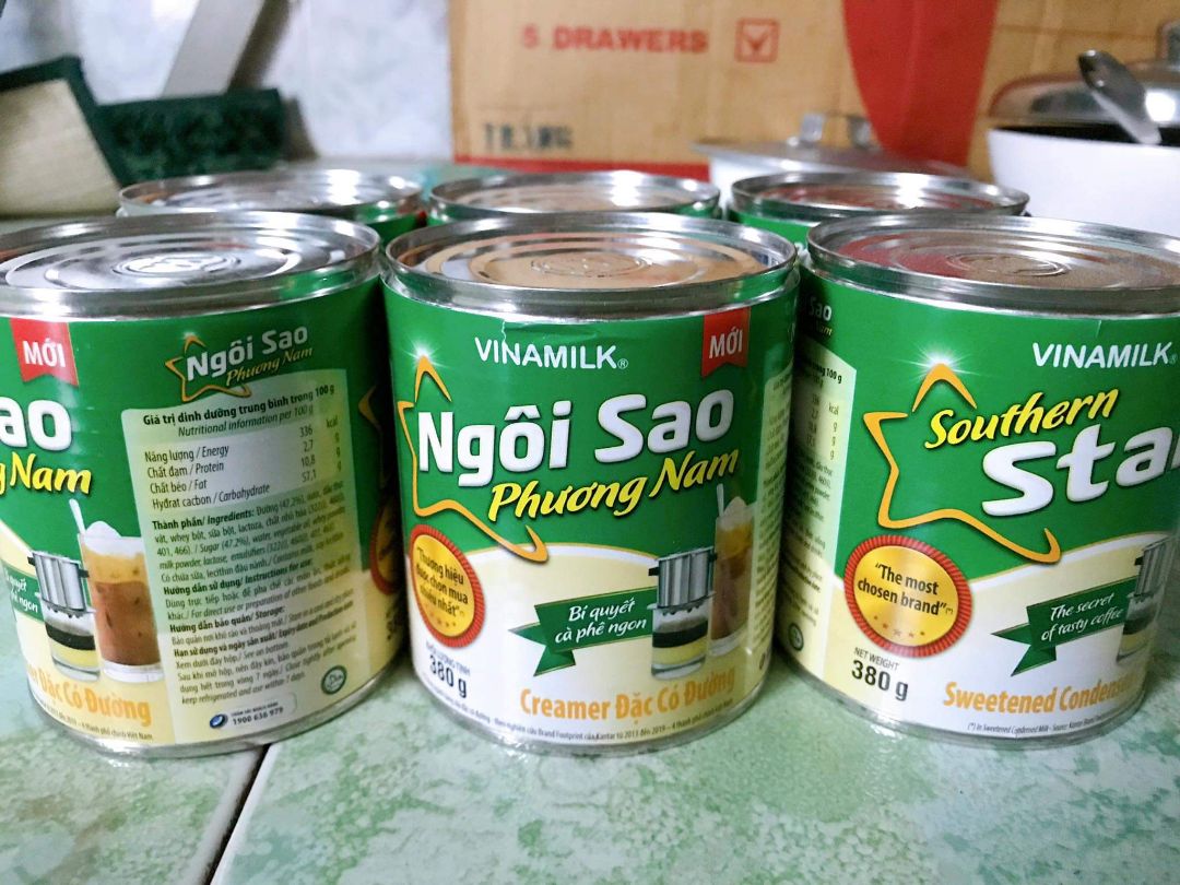 Sữa giao được đóng gói kỹ, *** nguyên vẹn, hạn sử dụng 2022. Tuy giao hàng trễ hơn 1 ngày so với thời gian dự kiến do trời mưa nhưng sản phẩm nhận được ưng ý, còn mới và rất tốt.