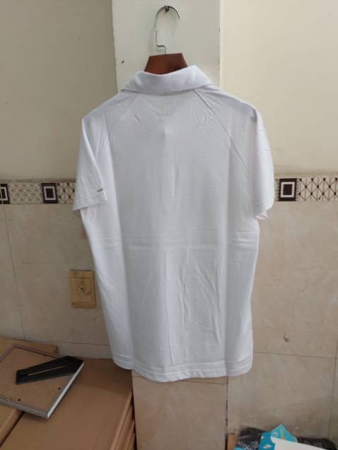 đã nhận hàng, giao hàng mau lẹ, áo đúng với size và màu như hình ,vải áo 100 phần trăm cotton mặc mát mẽ ,rất vừa ý