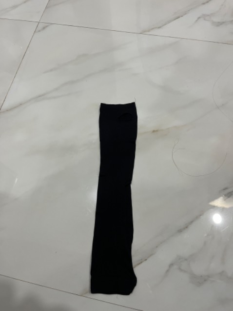 Mỏng như lá lúa và ngắn như quần đùi em bé. Đjt moẹ vậy mà 50k/đôi. Và cả mấy trăm con người vô vote 5 sao. *** *** thật. Mỏng như lá lúa và ngắn như quần đùi em bé. Đjt moẹ vậy mà 50k/đôi. Và cả mấy trăm con người vô vote 5 sao. *** *** thật.