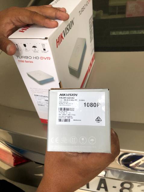 giao hàng không đúng chủng loại quảng cáo trên website Tiki:
- Camera HD-TVI hồng ngoại 2.0 Megafixel HIKVISION mã hàng DS-@CE16DOT-IRP bị thay thế bằng chủng loại kém hơn : DS-2CE16B2_IDF .
- Đầu ghi  DS-7104HQHI-F1 bị thay thế bằng đầu ghi DS-7104HGHI-F1.

VUI LÒNG ĐỔI LẠI ĐÚNG CHỦNG LOẠI ĐÃ QUẢNG CÁO.
XIN CÁM ƠN