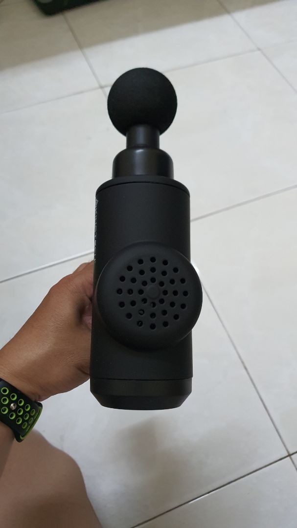 sản phẩm chắc, đầm tay, lực rung mạnh, có nhiều đầu matxa thay thế, mới xài chưa đánh giá pin ra sao. nói chung cũng an tâm khi mua hàng