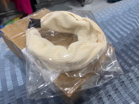 Sản phẩm khác màu của mẫu. *** khách hàng