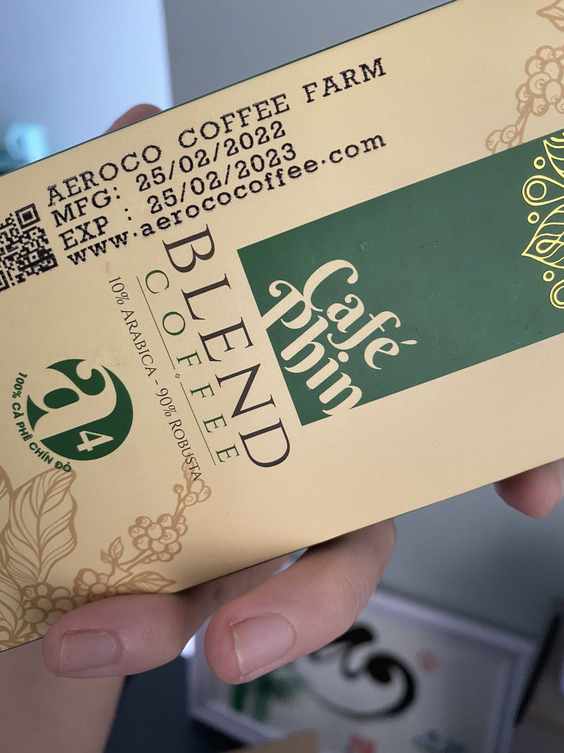 sản phẩm date tốt, đóng gói và seal cẩn thận, chuyên nghiệp, hương cà phê thơm 
mình rất ưng ý!!!
Tiki giao hàng nhanh,