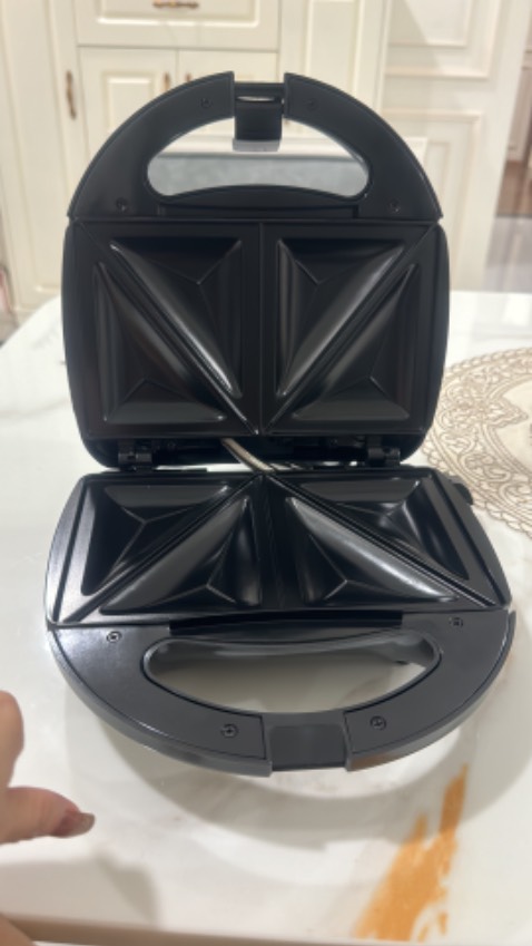 Sandwich , tui Muốn đổi trả vì chỉ Sử dụng cho một chức năng, và không thể sử Dụng cho Vĩ bánh khác được, muốn mua để lam bánh tổ ong thôi.