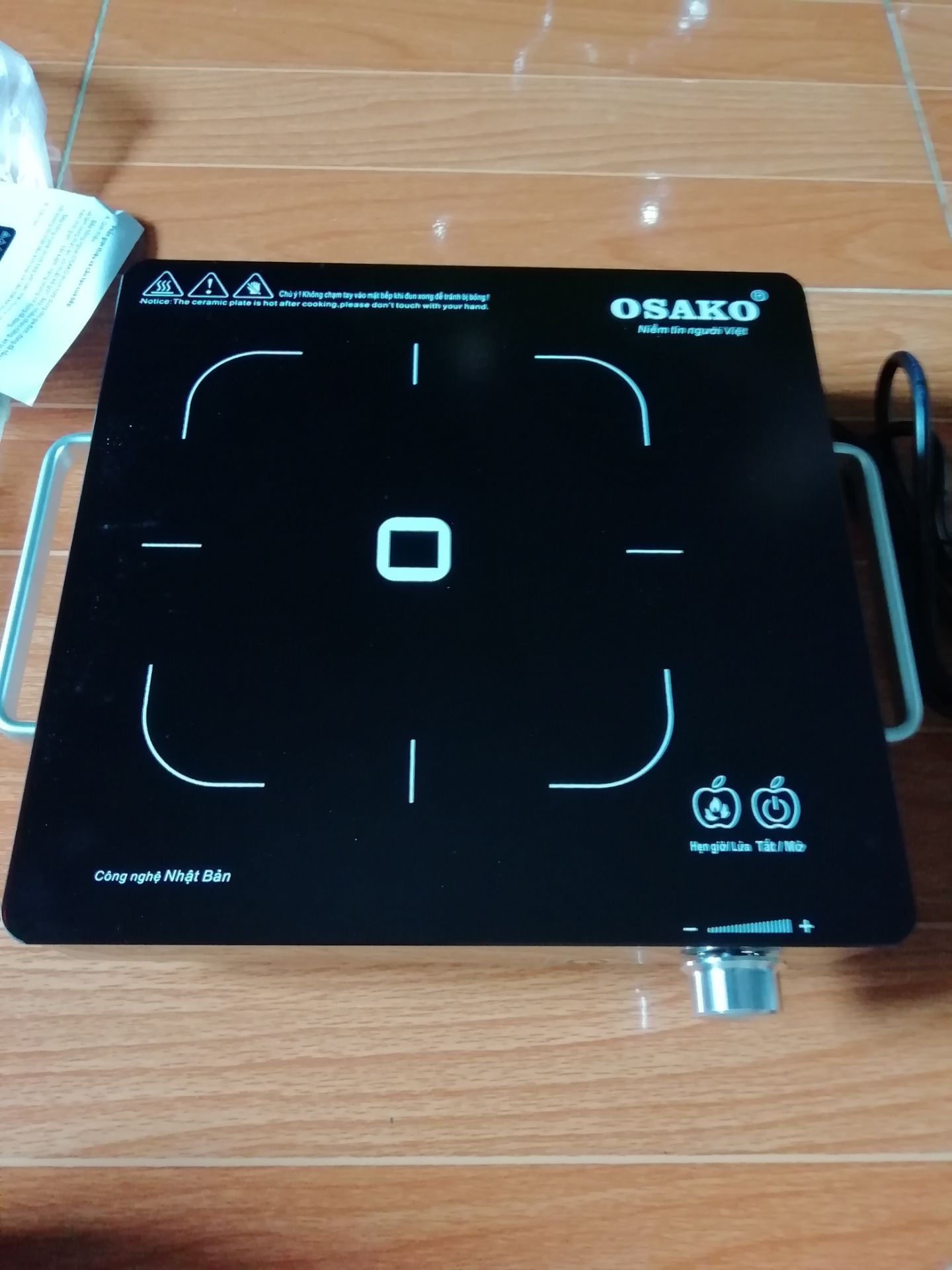 Sản phẩm đóng gói cẩn thận. Xài nhanh nóng. Tăng giảm dễ dàng. Nếu tắt bếp thì khoảng trên dưới 10 phút. Nói chung rất hài lòng với sản phẩm này. Luôn ủng hộ tiki Sản phẩm đóng gói cẩn thận. Xài nhanh nóng. Tăng giảm dễ dàng. Nếu tắt bếp thì khoảng trên dưới 10 phút. Nói chung rất hài lòng với sản phẩm này. Luôn ủng hộ tiki