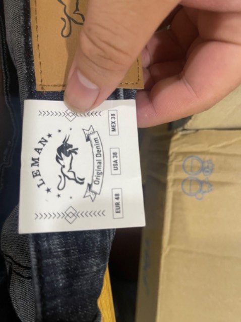 Nhờ shop hỗ trợ đổi trả do size bị nhầm - mắc thể hiện size 38 mà bên trong size 36 (thực tế size 36)
***Cảm ơn shop đã nhiệt tình đổi lại 10 điểm nhé shop ***