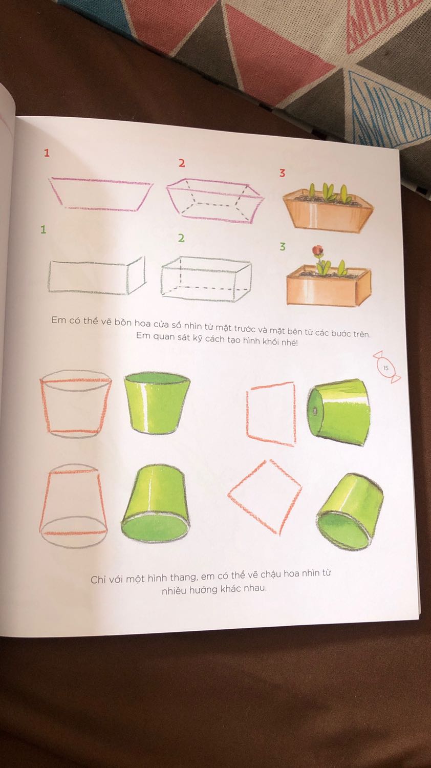 theo mình thấy sách rất phù hợp với các bé nhỏ, nội dung chia ra rất cụ thể ngành nghề nào cần cái gì nhưng hơi ít so vs giá 99k gốc, vì in màu nên giá phải như v nên khá tiếc cho nội dung