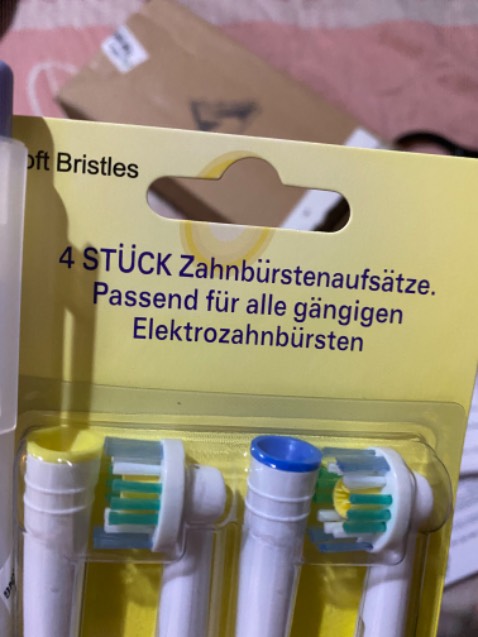 "Sản phẩm quá tuyệt vời; shop hổ trợ quá nhiệt tình; nếu có  10 sao cho shop 10 sao luôn
à mà mh hỏi gì shop rep nấy luôn.
nhanh trong mọi khâu, tốt."