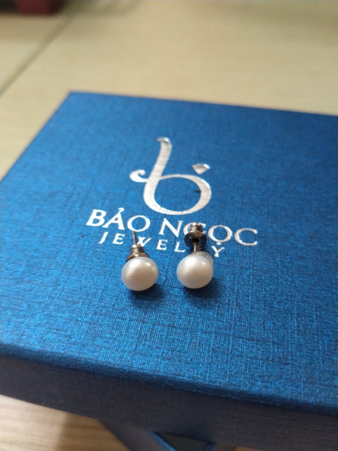 Hàng rất ưng ý, shop rất nhiệt tình và dễ mến, vì shop có giao nhầm hàng cho mình nhưng khi gọi cho shop thì shop rất nhiệt tình đổi lại hàng rất cảm ơn shop , uy tín cả chất lượng như shop thì mới phát triển mạnh được, chúc shop may mắn