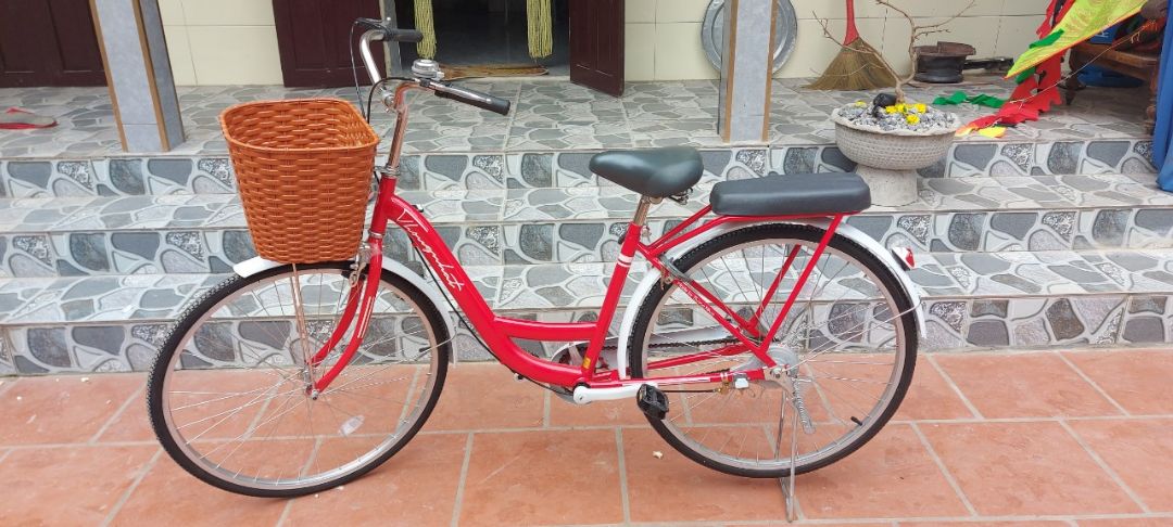 giao hàng nhanh, giá tốt, shop tư vấn nhiệt tình, đóng gói cẩn thận. do giao xa nên phải tháo lắp 1 vài chi tiết nên hơi bất tiện. sản phẩm tốt. còn độ bền sử dụng sẽ cho ý kiến thêm. đáng giá shop 5 sao. sẽ ủng hộ tiếp. giao hàng nhanh, giá tốt, shop tư vấn nhiệt tình, đóng gói cẩn thận. do giao xa nên phải tháo lắp 1 vài chi tiết nên hơi bất tiện. sản phẩm tốt. còn độ bền sử dụng sẽ cho ý kiến thêm. đáng giá shop 5 sao. sẽ ủng hộ tiếp.