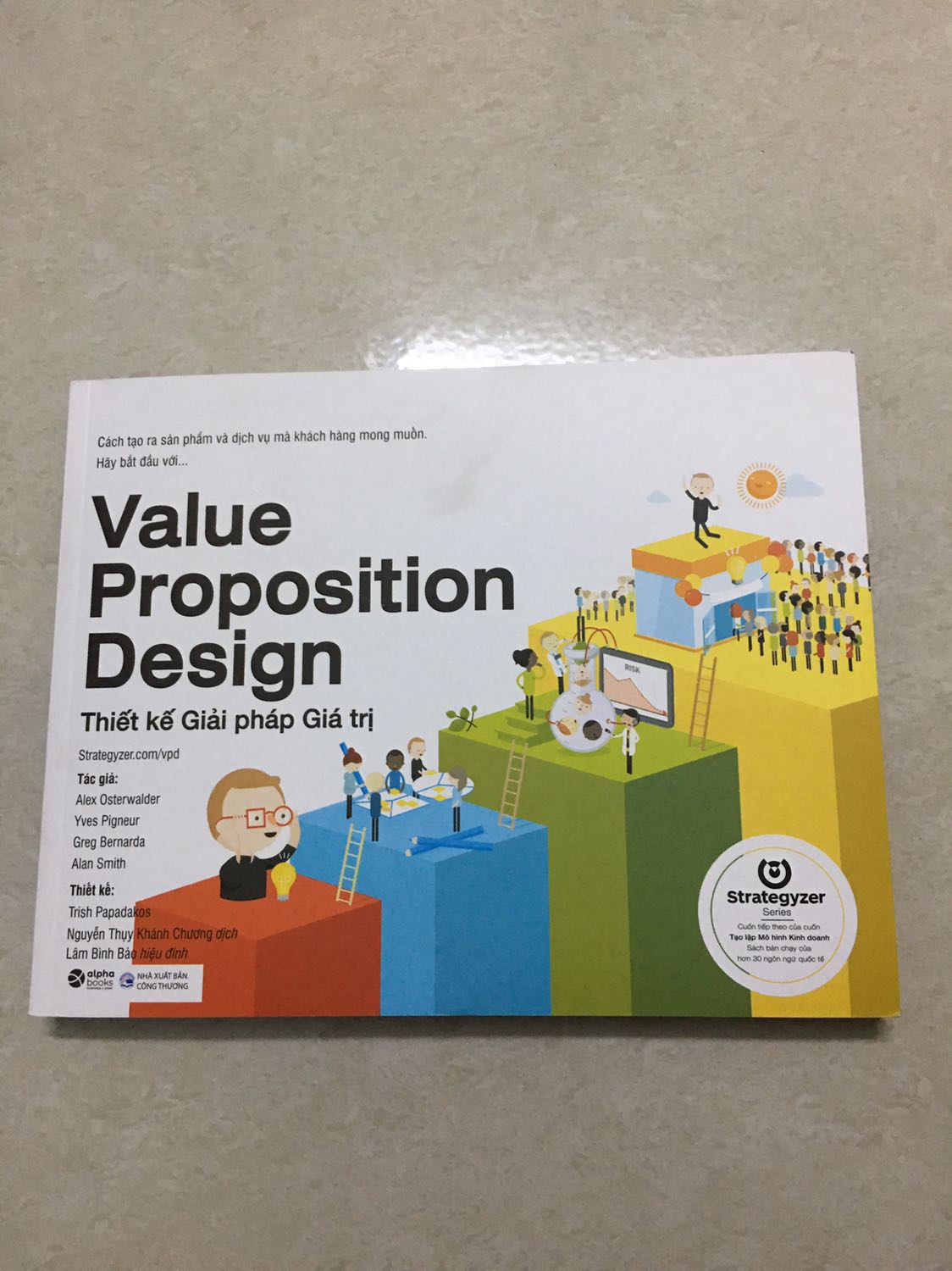 Rất cảm ơn shop.
Giao hàng cực nhanh, đóng gói cẩn thận, sách rất đẹp.
p.s: nếu có thể, shop có thể thêm lớp chống va đập để bảo vệ sách, vậy còn tốt hơn nữa.