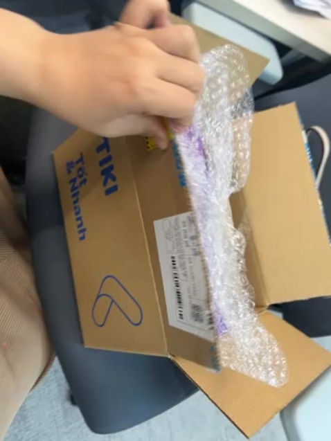 Giao hang nhanh. Dong goi dang hoang. Gia re. Cam on chua su dung nen ko biet chat luong