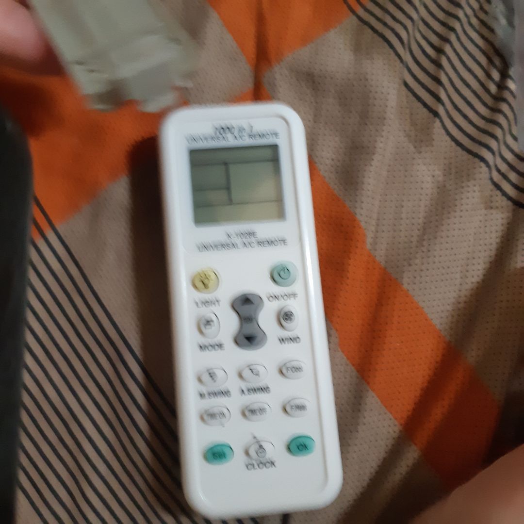 tặng kèm pin mà mở ra ko có là sao