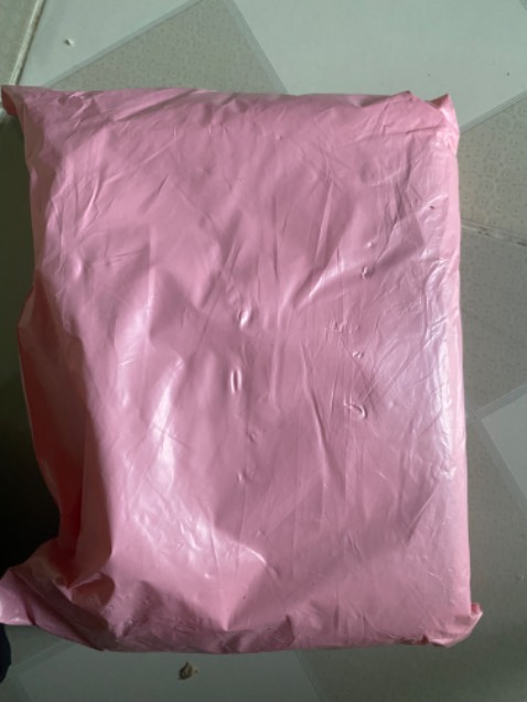 Gói hàng tốt, chuyển hàng nhanh, sách còn mới, không cơ bookmark