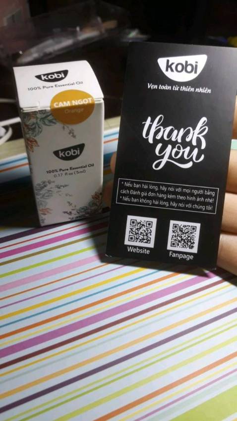 Mùi hương của sản phẩm ngọt ngào và nhẹ dịu, không có bị hắc làm mình rất chi là ưng. Shop cũng đóng gói rất nhỏ gọn, xinh xắn. Anh shipper đẹp trai và tốt bụng. 
Đáng giá sản phẩm. Đáng gia đồng tiền. Mọi người ủng hộ shop nha ❤❤❤