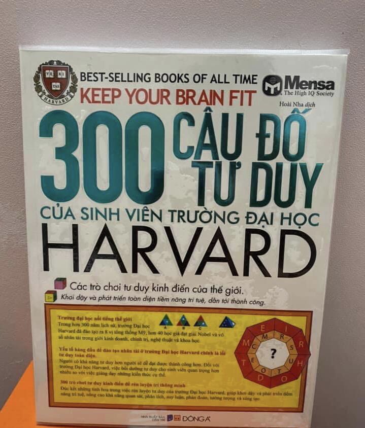 Đã mua cuốn này tặng cháu nhân dịp áp mã sale rất rẻ. Cháu mình khá thích tuy rằng có nhiều câu hỏi khó và kiến thức hơi cao so với cháu. Cuốn sách dày dặn, in màu toàn bộ bằng giấy dày, rất đẹp, nội dung khoa học có khả năng kích thích sự phát triển trí não và năng lực tư duy cho trẻ, tiki ship hàng nhanh chóng.