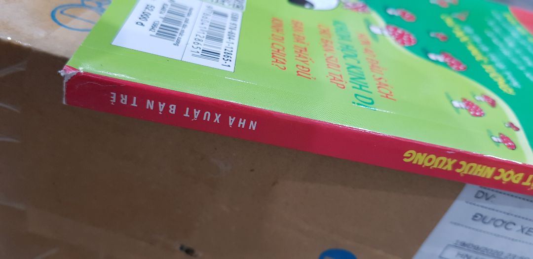 sách bị rách, bẩn, mốc, cũ đề nghị TiKi đổi hành giúp mình.