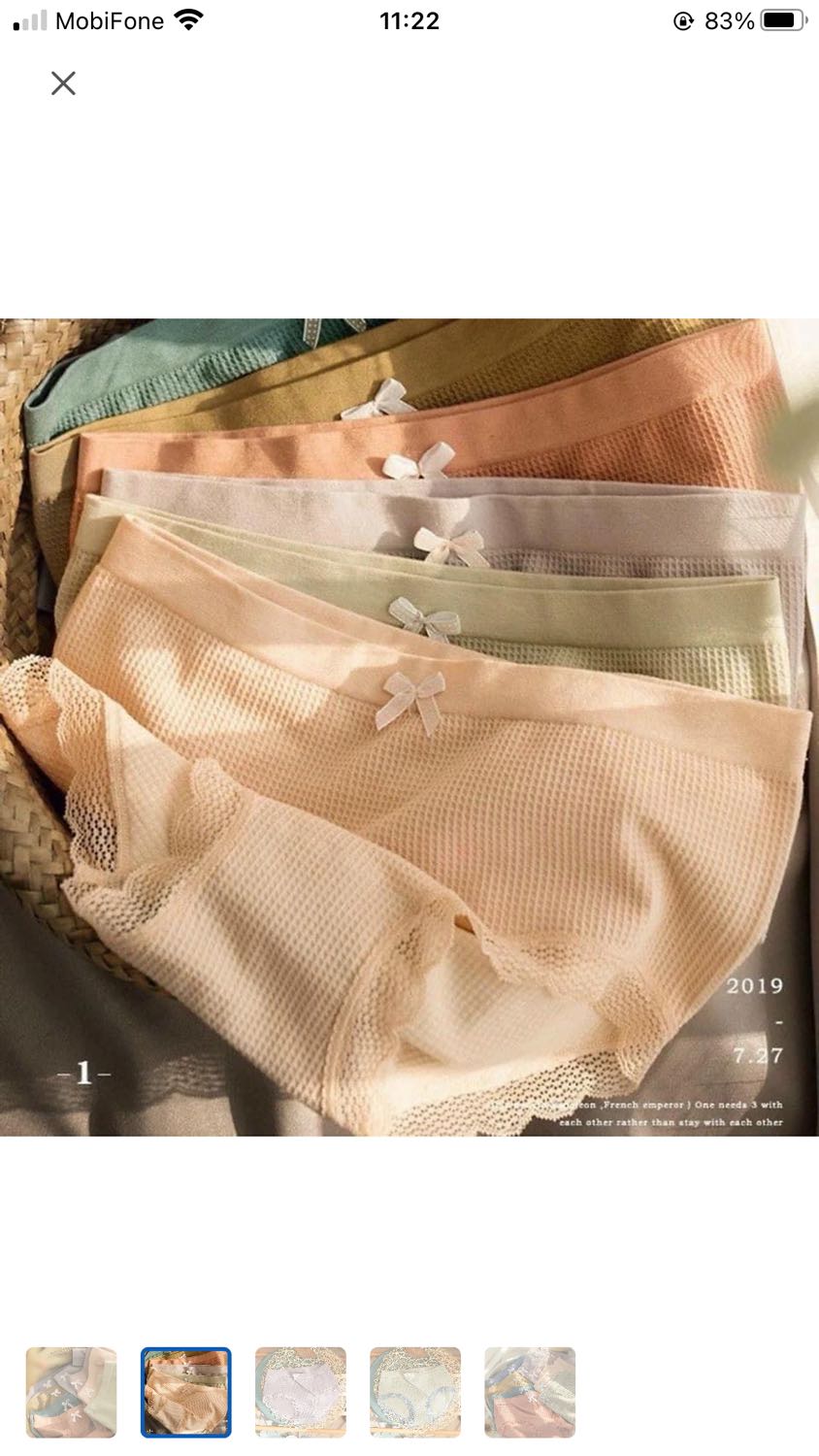 Đặt hàng 1 đằng, shop giao 1 nẻo, ko đúng mẫu đặt. Sẽ không bao giờ mua lại