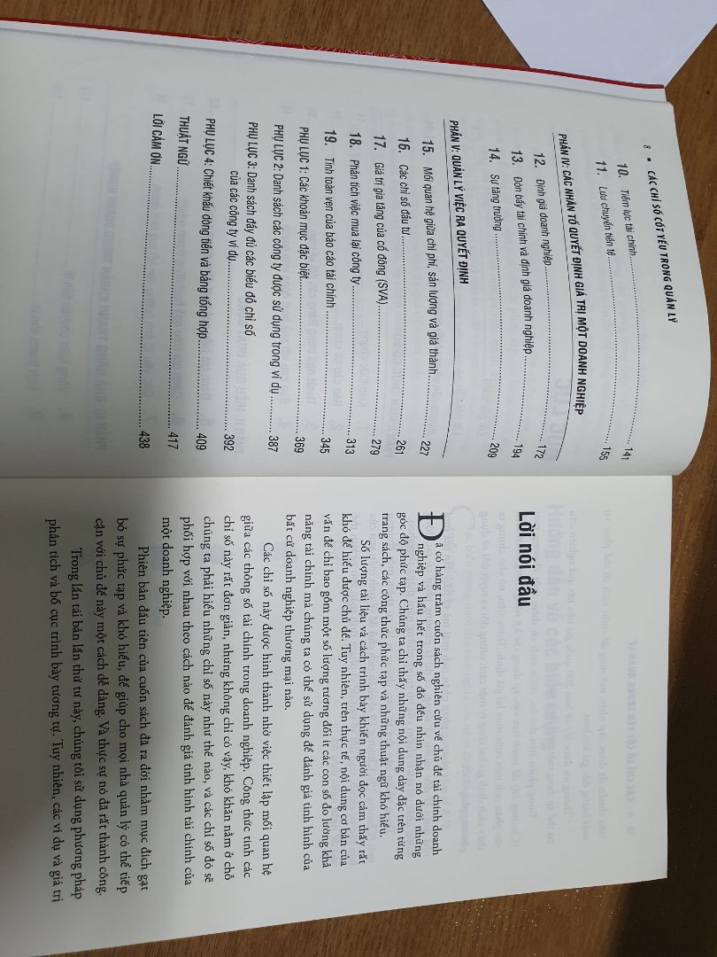sách phù hợp cho việc tiếp cận nhanh các thông tin quan trọng trong quản lý tài chính doanh nghiệp