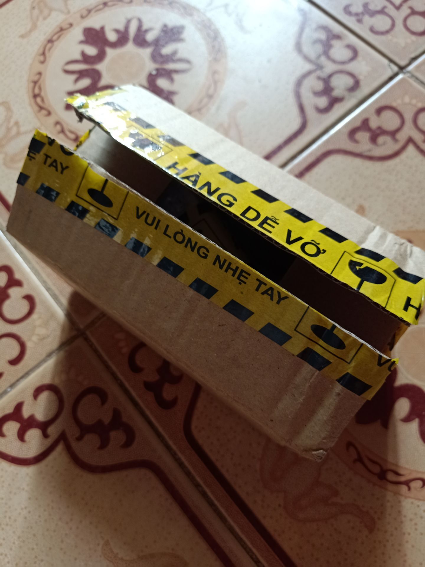 sản phẩm đúng như hình ảnh quảng cáo, đóng gói kỹ càng cẩn thận, giao hàng nhanh. sản phẩm đúng như hình ảnh quảng cáo, đóng gói kỹ càng cẩn thận, giao hàng nhanh.