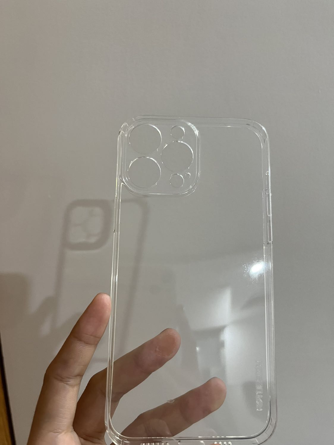 Đặt cho ip13 mà giao ốp ip 13 pro max là sao vậy shop