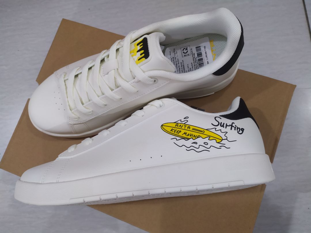 giày đẹp, chuẩn form, dễ lau chùi. cảm ơn shop đã tư vấn nhiệt tình