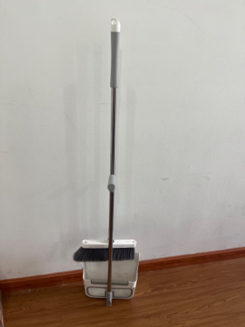 Bộ chổi rất tiện lợi nha mọi người, mẫu mã đẹp