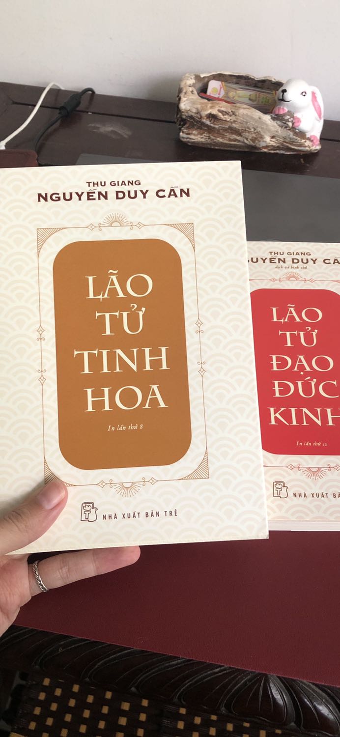 Sách đẹp, và quan trọng là kiến thức bên trong thì quá đỉnh. Cảm ơn cụ Thu Giang Nguyễn Duy Cần vì đã là người thầy (dù không cùng thời) của chúng con.