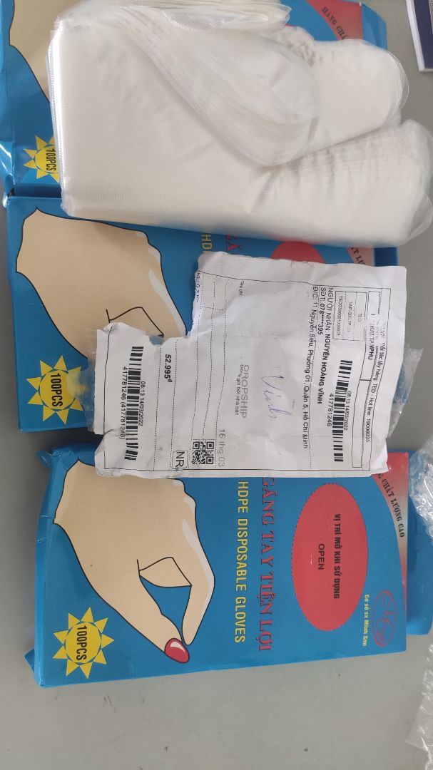 đặt 300 túi lọc rác, mà giao 300 cái găng tay là sao shop. tui yêu cầu trả hàng và trả tiền

••••P/S: đã được shop hướng dẫn đổi trả hàng đầy đủ (vì đã đổi lâu mà quên sửa đánh giá nên xin lỗi shop nhiều)