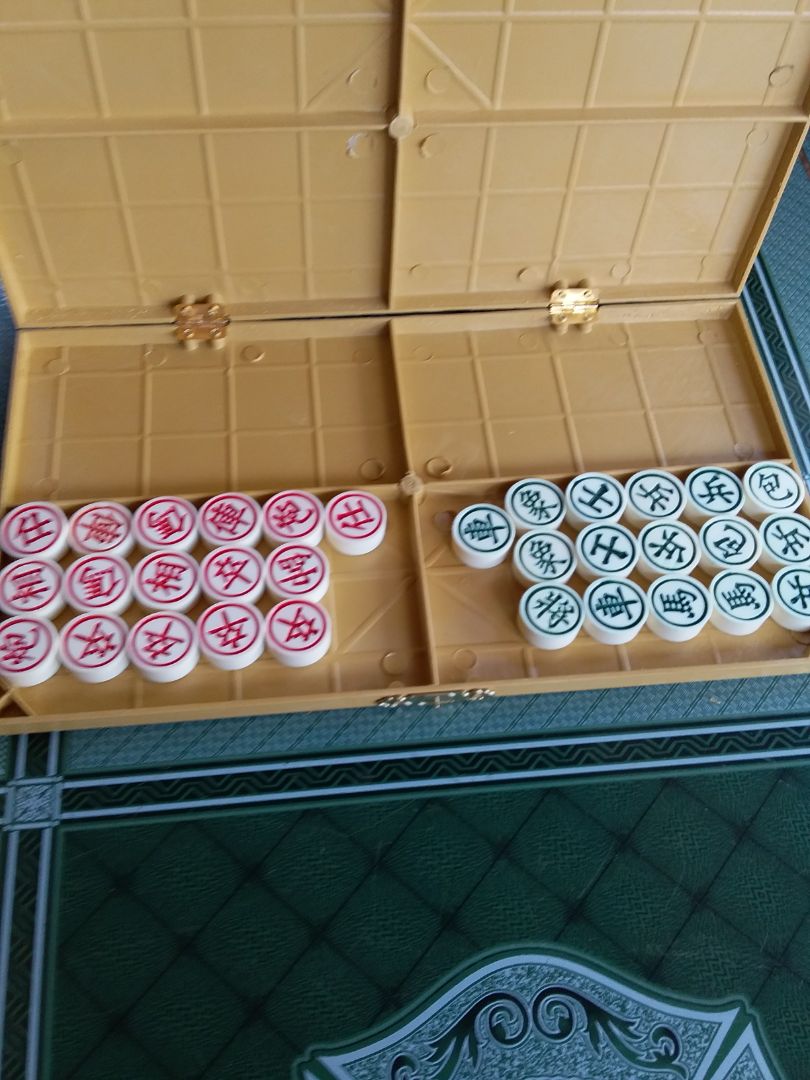 Tiki giao hàng rất nhanh ,tôi rất thích sản phẩm này .Cờ tướng tốt như trong hình  ,cảm ơn Tiki