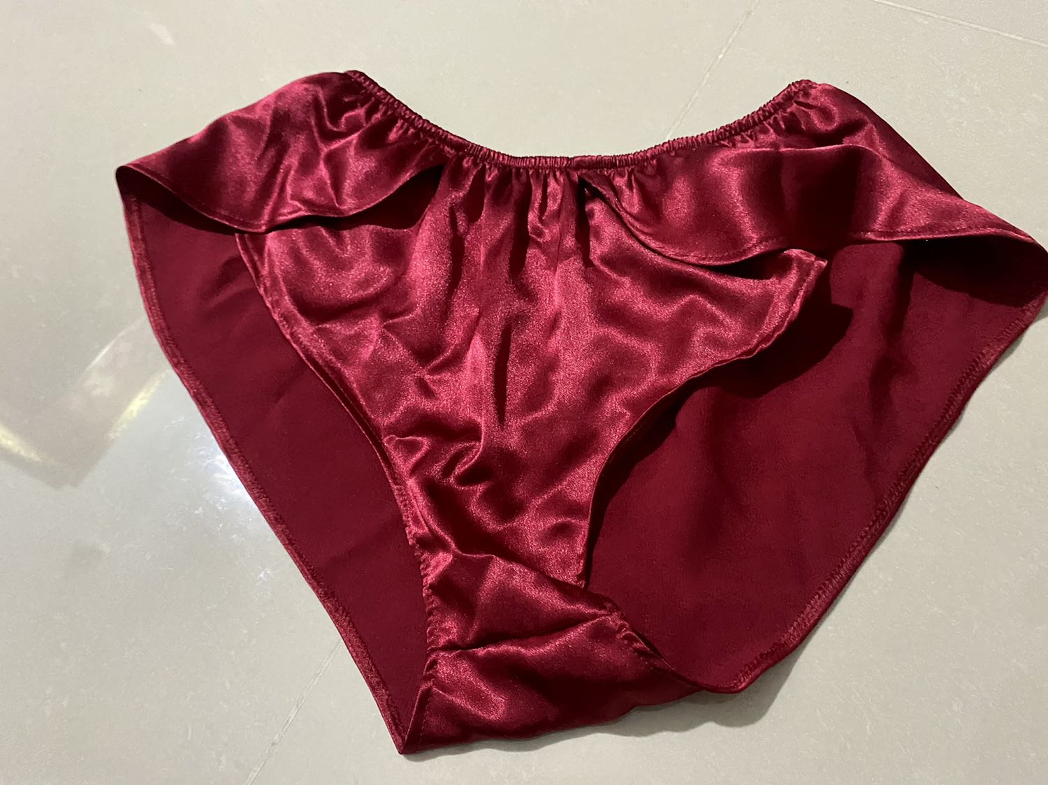 Váy ngủ mặc với quần này thoải mái hơn nhiều so với quần nhỏ thông thường?