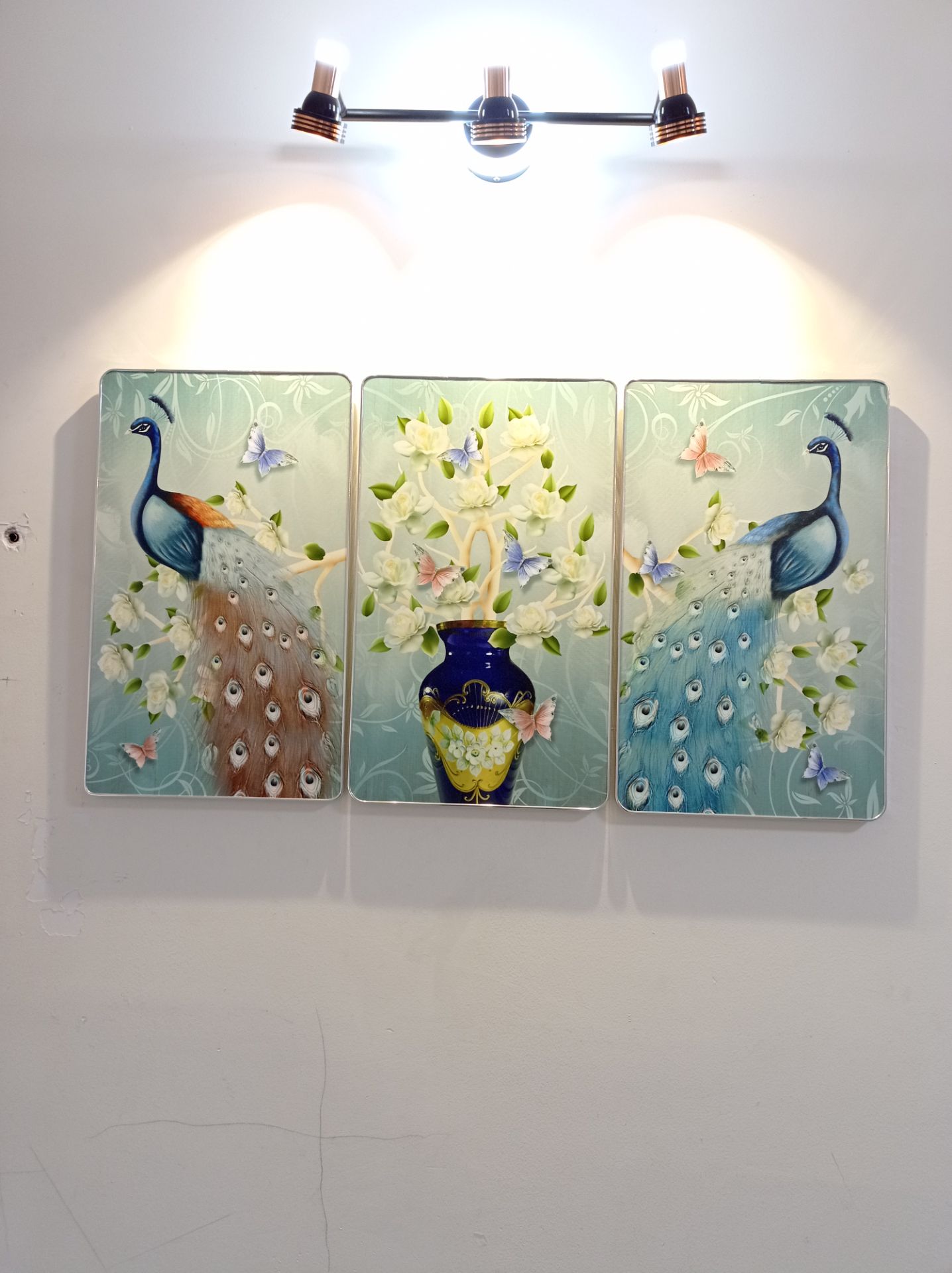 tranh đẹp lắm. hàng đóng gói cẩn thận. 5 sao shop ơi.