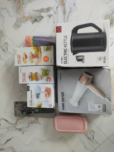 Dùng ổn, mua sale nên giá tốt, độ bền thì phải sử dụng 1 thời gian mới rõ