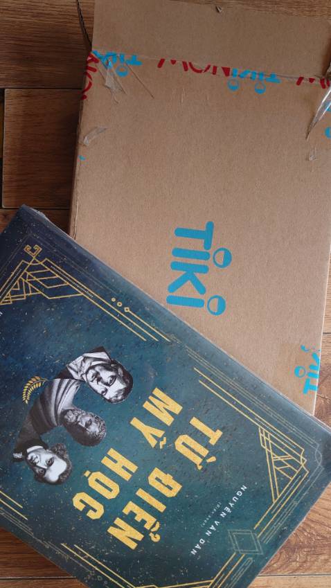 Giao hàng siêu siêu tốc, chưa đầy 2 tiếng từ khi đặt hàng đã nhận được. Đóng gói rất đẹp. Người giao chuyên nghiệp. Quà quý ngay trước thềm năm mới Quý Mão!