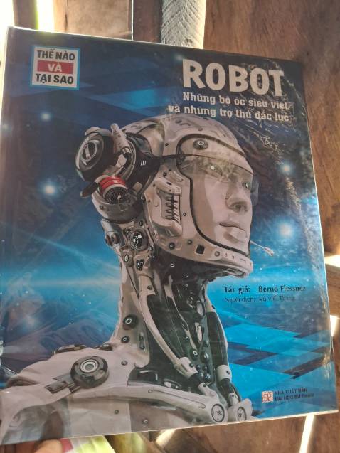 Sách đẹp, chắc chắn, bọc seal tốt.