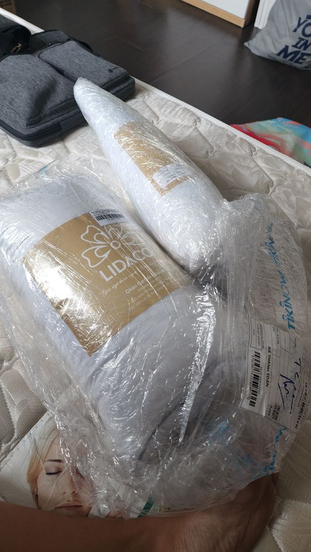 Hàng nhận được mỏng hơn tưởng tượng. Được cái mềm mại nên ok. Hàng nhận được mỏng hơn tưởng tượng. Được cái mềm mại nên ok.