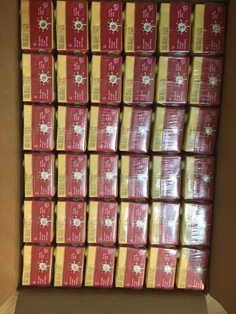 Đóng gói cận thận, đóng tận 3 lớp lận. Hạn dài, giao hàng siêu nhanh, đặt hôm qua mà giờ đã nhận được rồi. Shiper thân thiện!!! ^^