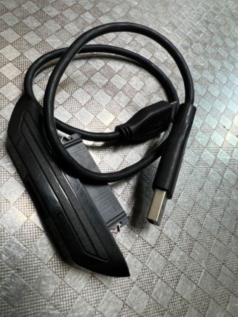 Sản phẩm trầy tróc cũ kỹ nhìn thấy ghê