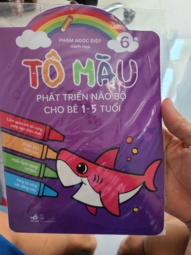 Tranh đẹp, phù hợp lứa tuổi. Tiki bọc sách cẩn thận, giao hàng nhanh, sách chất lượng