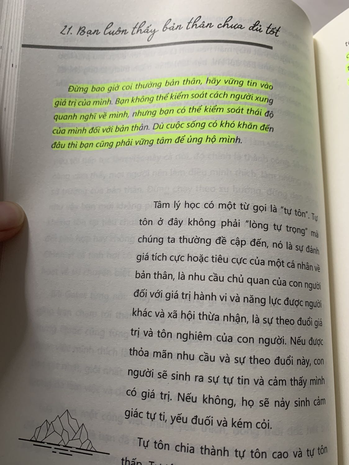 / Mình mua trg đợt 6/6 giá khá mềm. Sách mới hoàn toàn, đóng gói chắc chắn. Có điều giao hàng hơi lâu chắc do có quá nhiều ng săn sale vào 6/6
mình đã đọc tới chương 4 là chương cuối của sách. Về nội dung, đây là 1 cuốn sách truyền cảm hứng mang tính tích cực. Mỗi câu chuyện Bạch Tô kể ngắn gọn nhưng đầy ý nghĩa.