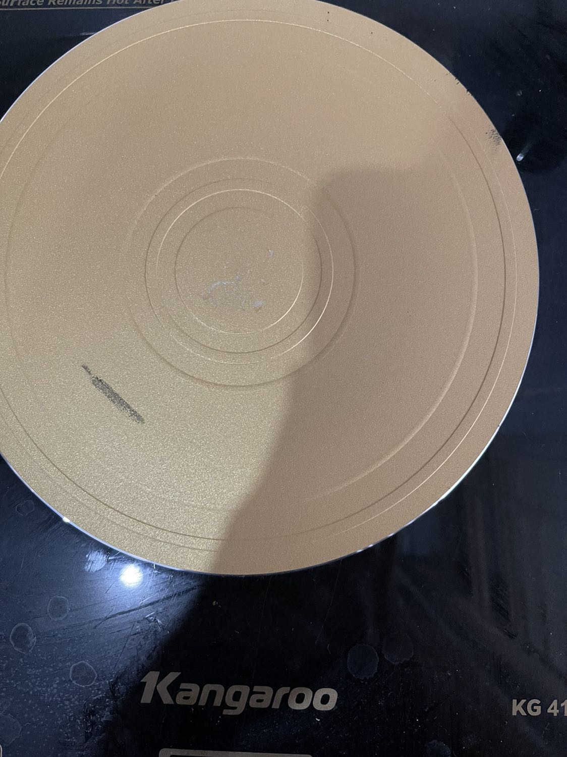 Tin tưởng vào chất lượng cũng như uy tín của Tiki để hôm nay thấy vọng. Mua hàng về mới thử đã xước, yêu cầu được hỗ trợ thì kêu chị có thể đổi sang các nhà cung cấp khác. Ông lớn nên làm ăn lớn quá đâu sợ mất 1 khách.