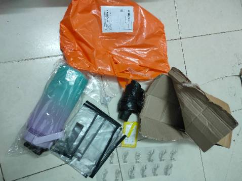 Mọi người cảnh giác, hnay mình có nhận hàng từ nhà cung cấp này nhưng giao hàng thiếu rất nhiều, mình đặt tổng cộng 15 sp nhưng chỉ giao đúng duy nhất có 1 sp mà giá trị tổng đơn hàng ước chừng bằng 1/10 giá trị đơn hàng mình đặt. 
SHOP NÀY LÀM ĂN CÓ DẤU HIỆU *** ĐẢO