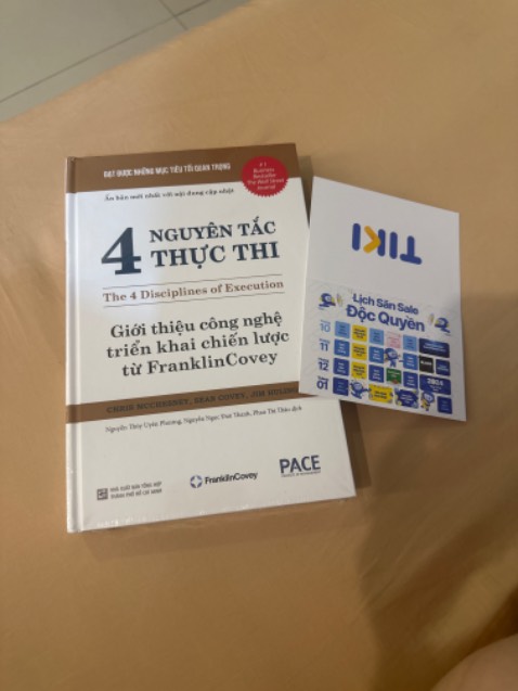 Chưa đọc, nên không biết. Tuy nhiên đóng gói rất đẹp. Vận chuyển nhanh. Rất hài lòng. Bìa sách đẹp.