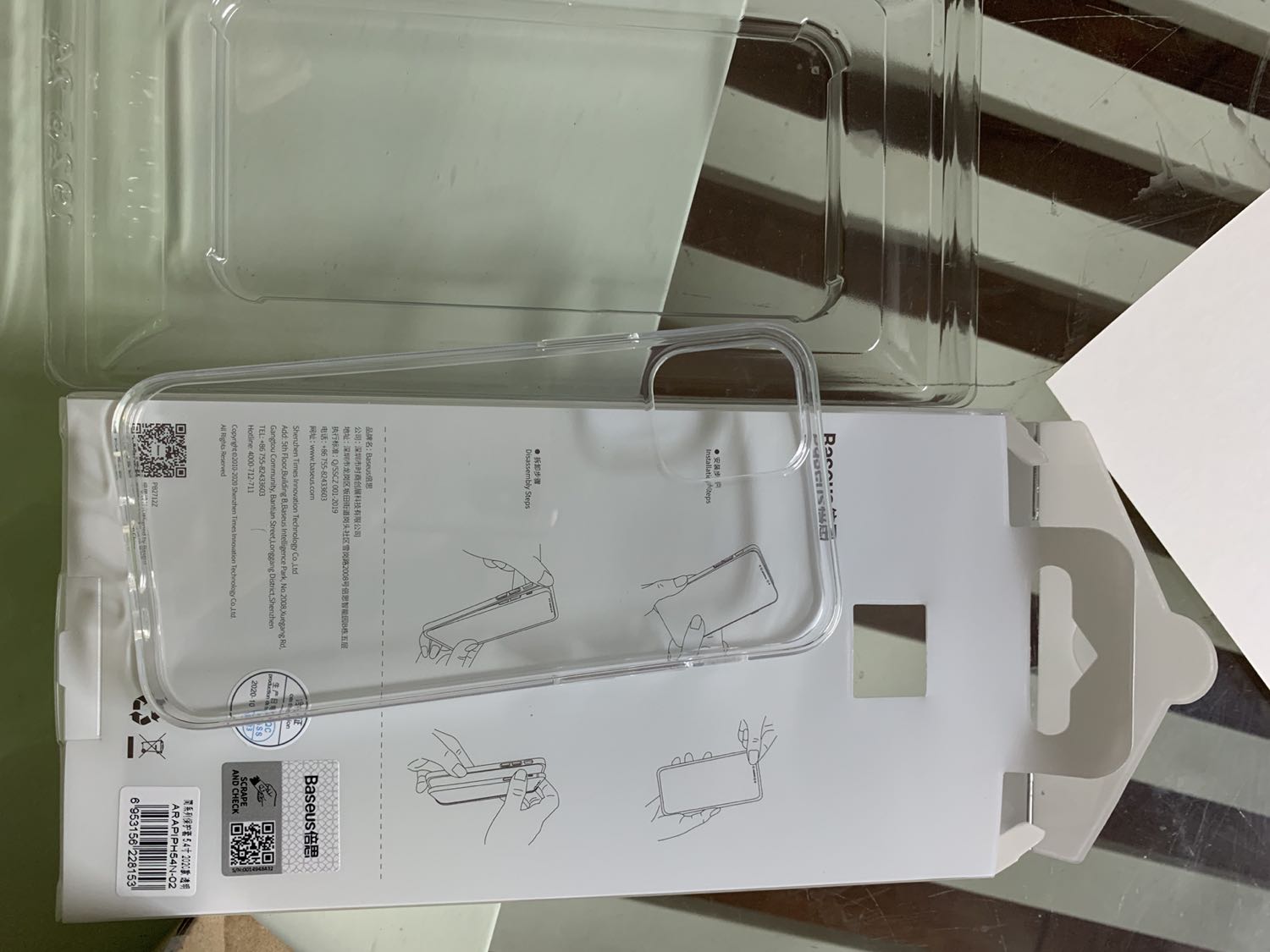 Đặt rõ ốp lưng cho ip X pro max mà nhận hàng thế này thì shop có nhầm lẫn không ạ? Ốp nhỏ xíu sao vừa???