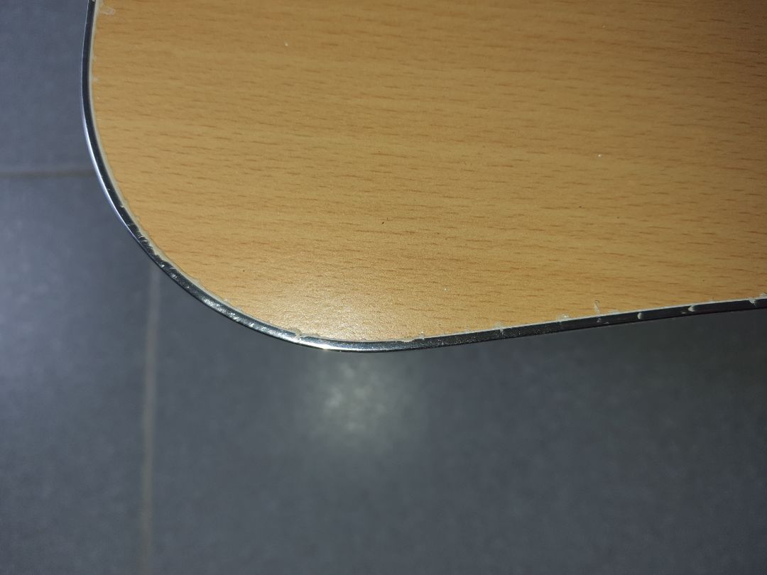 sản phẩm hợp lý với mức giá, giao hàng nhanh, keo  phần viền bàn chưa được xử lý kỹ, dùng được