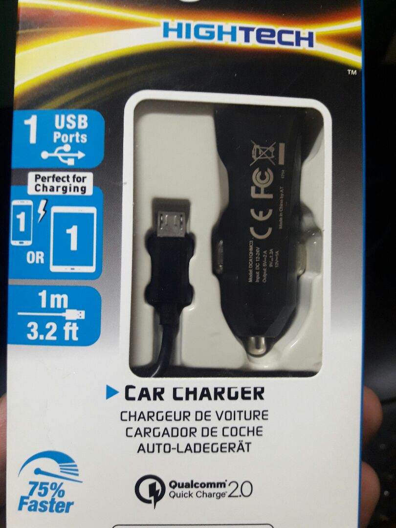 đóng gói có vẻ ổn nhưng khi mở sản phẩm phát hiện cáp sạc đã bị bung đầu. rất không hài lòng.