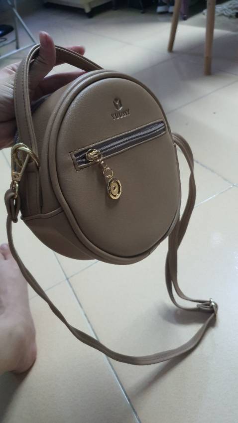 Kiểu cách ok, chất lượng ok so với giá, đã thích mới mua, đã mua ko chê 😆