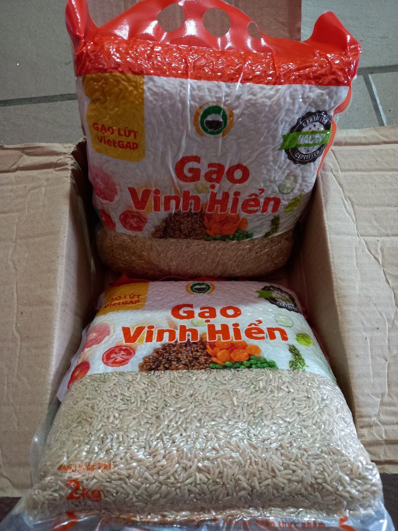 gạo nấu dẻo, không quá khô, shop giao đúng hàng, hạn sử dụng còn dài