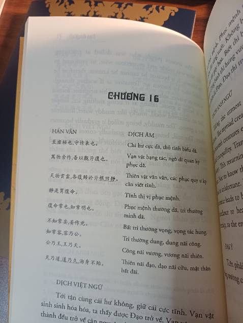 Sách hay, giao hàng nhanh, cần thêm nhiều chú giải hơn
